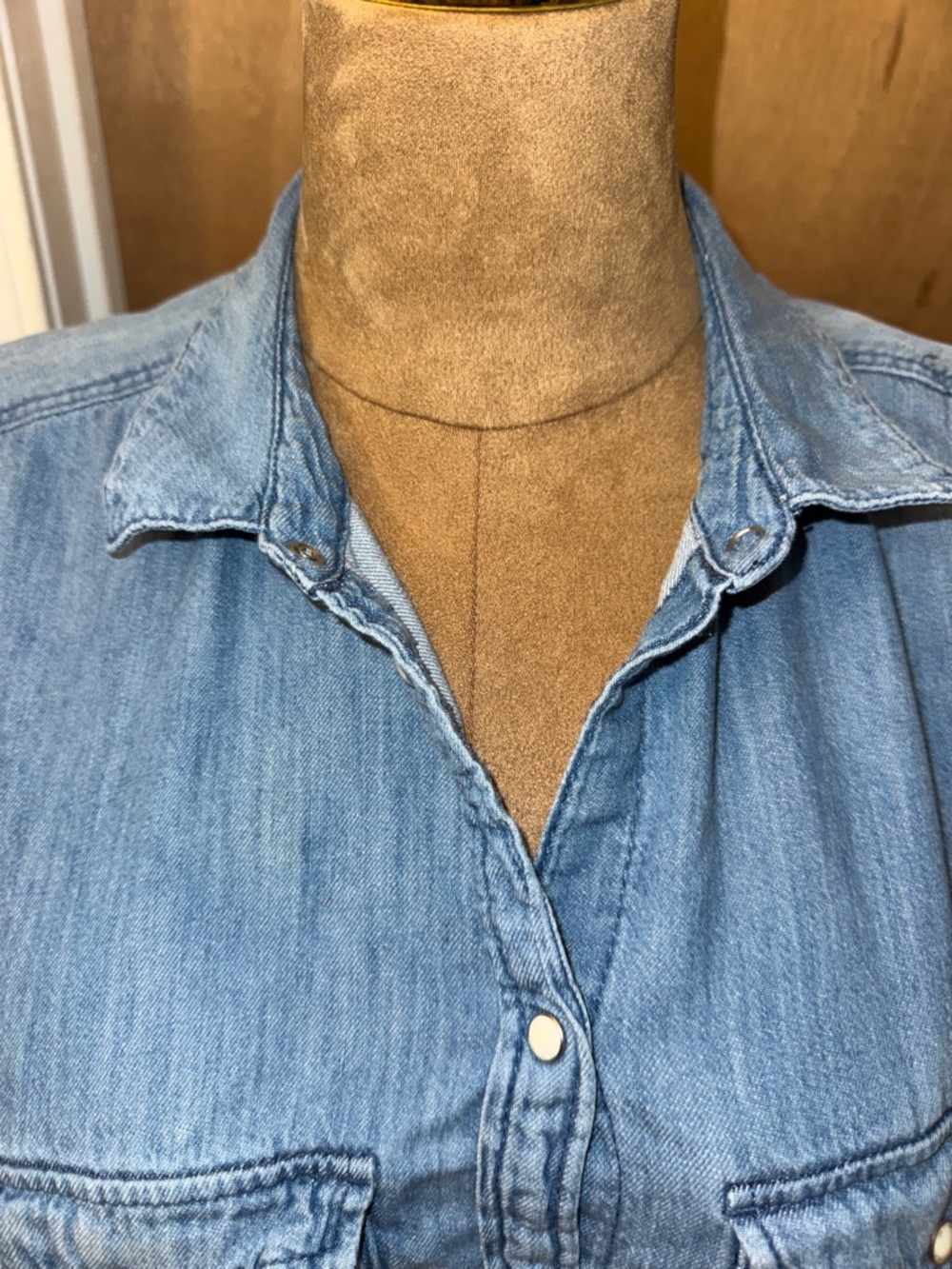 L.O.G.G Blue Denim Snap button-Down Shirt with Dual Chest Pockets, soft, Sz 16 - Picture 3 of 9